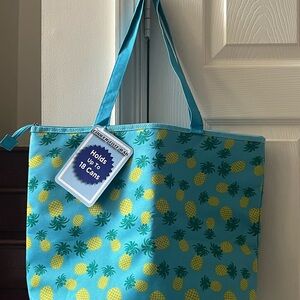 Cooler Tote bag NWT